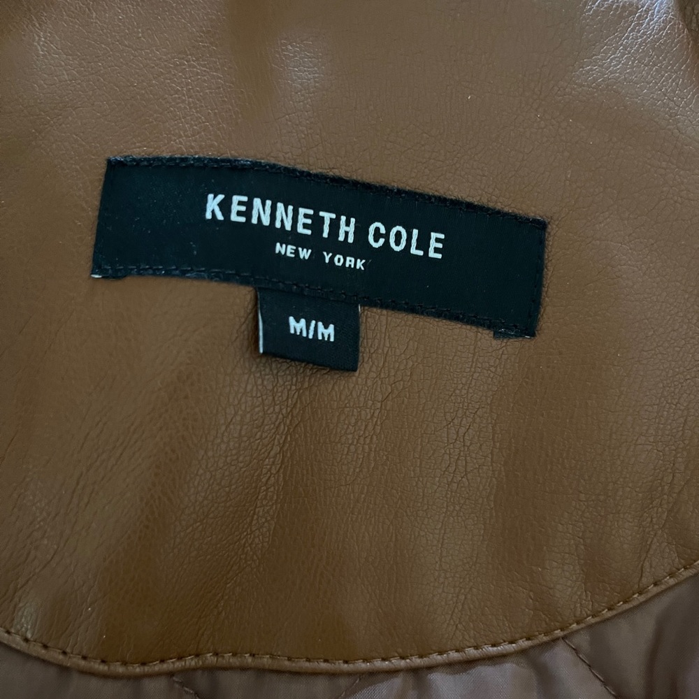 Stunning Kennth Cole New York Faux Leather Jacket - Picture 3 of 6